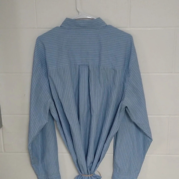 CHAPS BUTTON DOWN EASY CARE LOGO LIGHT BLUE & WHITE STRIPE, SHIRT - Picture 2 of 7